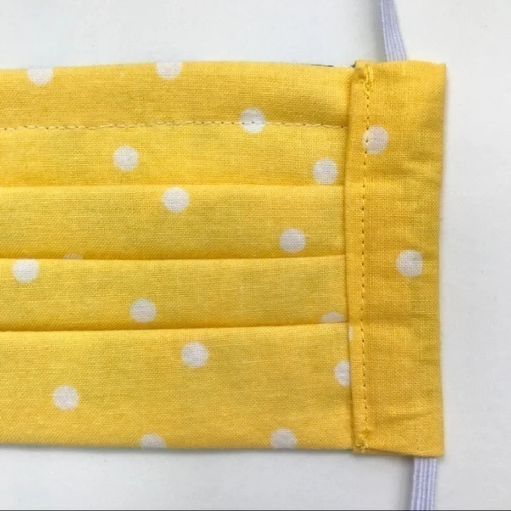 Free with bundles over $75 Daisy‎ floral cloth mask face cover